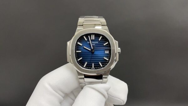 Patek Philippe 5711 Nautilus women-s