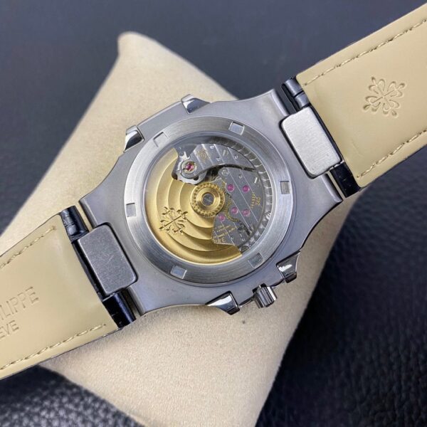Patek Philippe Nautilus 5712 - Image 4