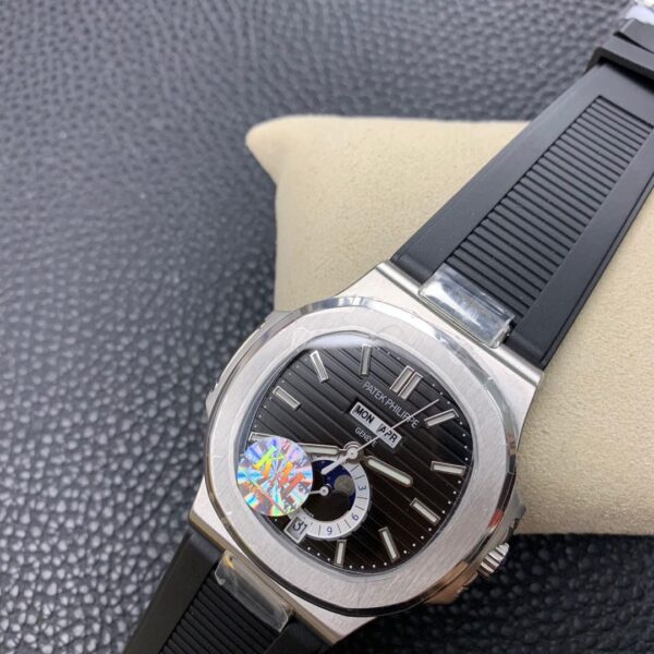 Patek Philippe Nautilus 5726A - Image 7