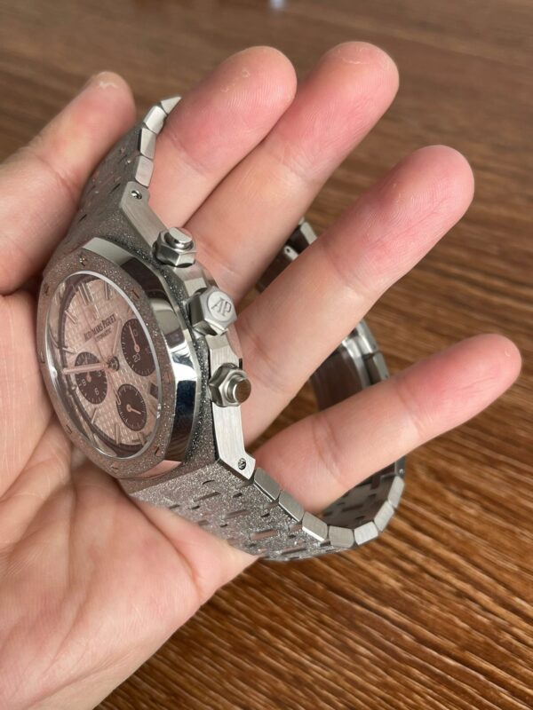 Audemars Piguet Royal Oak 26331OR Chronograph with Genuine (Small Seconds in 6) - Image 10