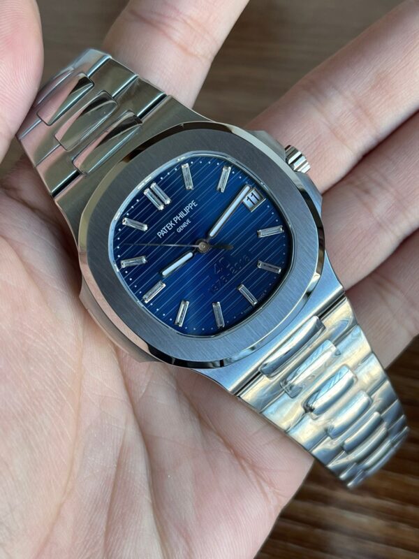 Patek Philippe 5711 Nautilus 40th anniversary Blue - Image 9
