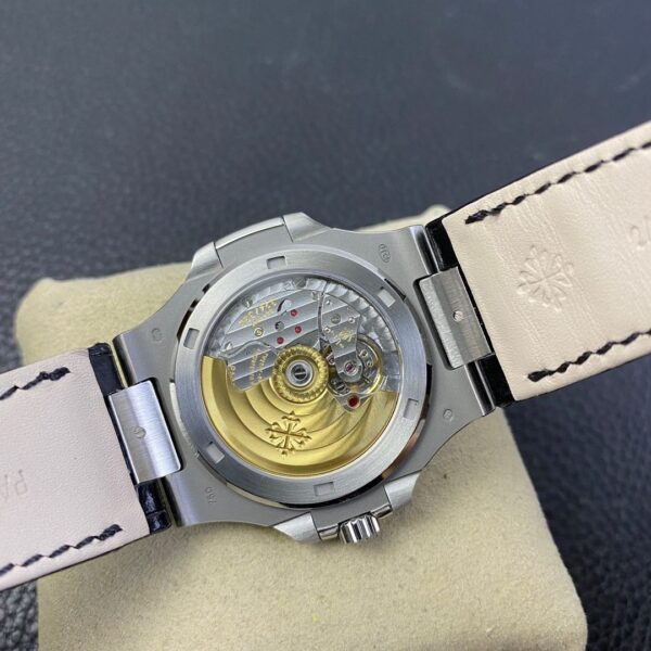 Patek Philippe 5711 Belt model - Image 3