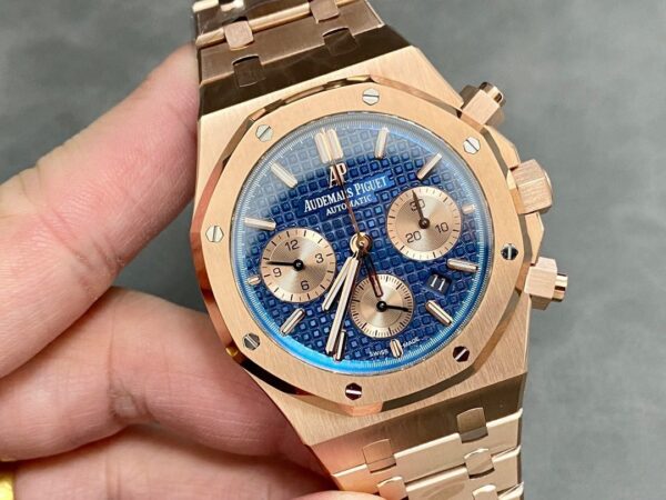 Audemars Piguet Royal Oak 26331OR Chronograph with Genuine (Small Seconds in 6) - Image 9