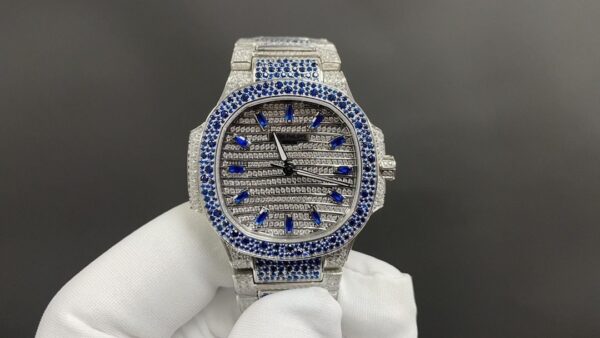 Patek Philippe 7118 Nautilus women-s