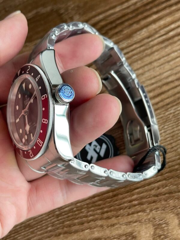 TUDOR QIJI BAY RED AND BLUE RING GMT - Image 3