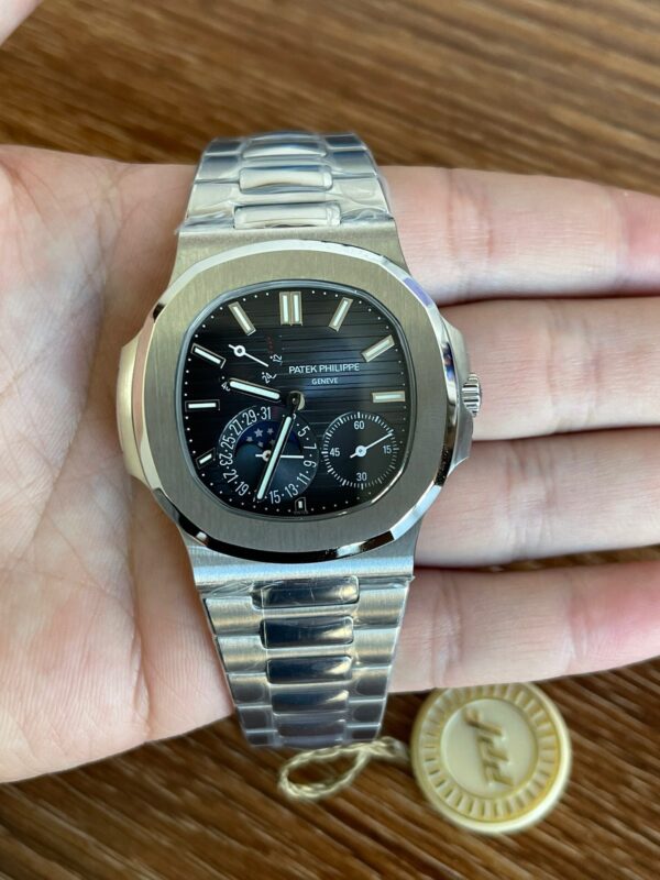 Patek Philippe 5712 Nautilus