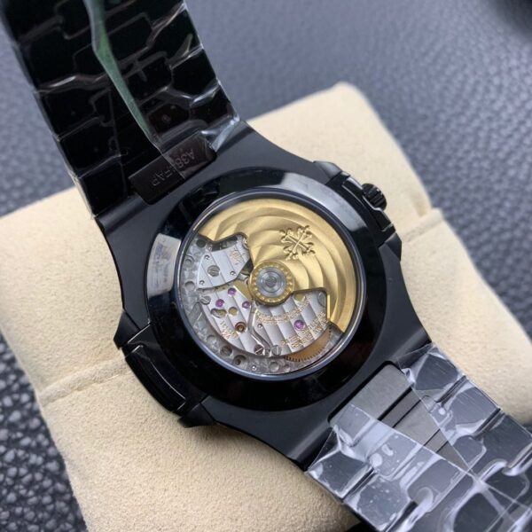 Patek Philippe Nautilus 5726A - Image 2