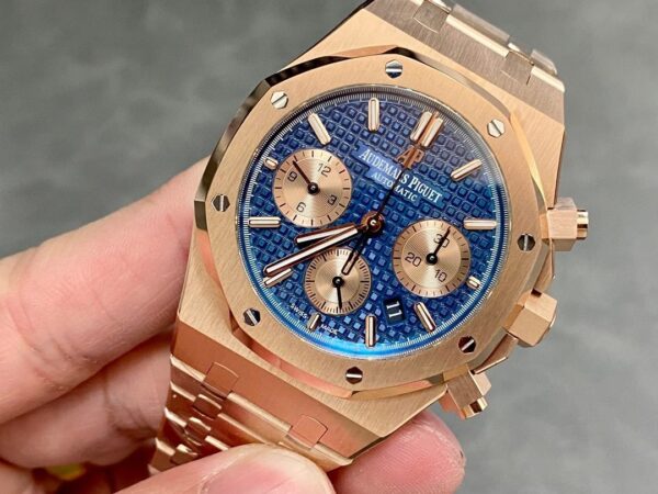 Audemars Piguet Royal Oak 26331OR Chronograph with Genuine (Small Seconds in 6) - Image 8