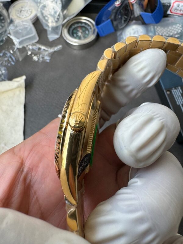 Rolex Yellow Gold Day-Date 40mm Caliber 3255 Pair of Original Weights - Image 8