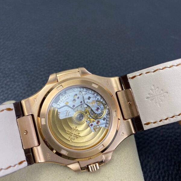 Patek Philippe 5711 Belt model - Image 2