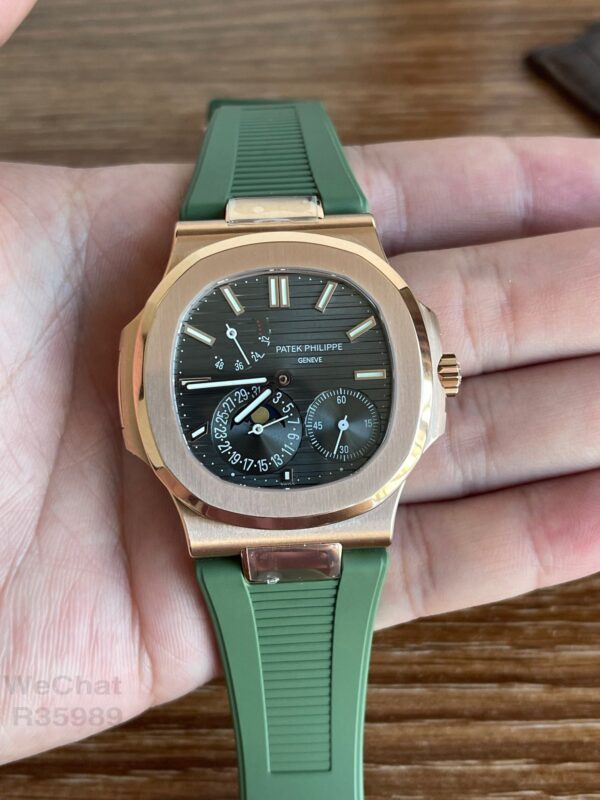 Patek Philippe Nautilus 5712
