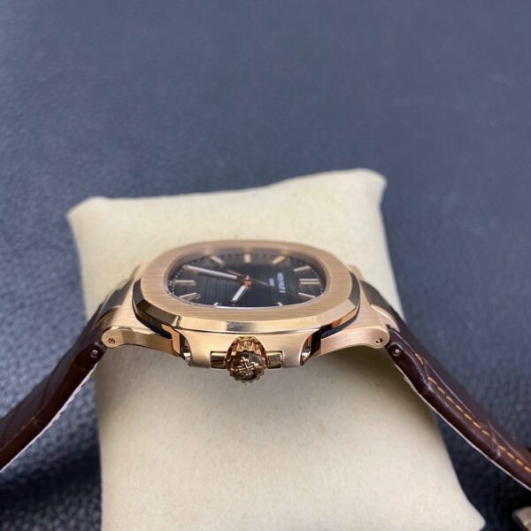 Patek Philippe 5711 Belt model - Image 7
