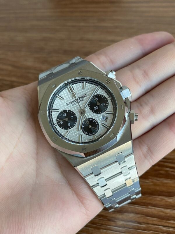 Audemars Piguet Royal Oak 26331OR Chronograph with Genuine (Small Seconds in 6) - Image 5