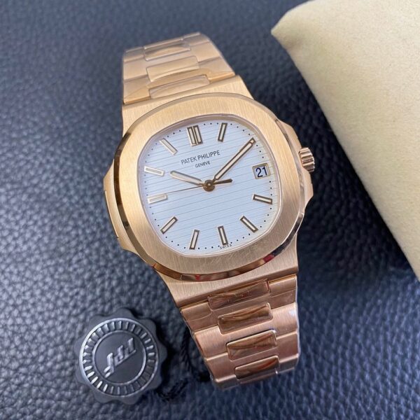 Patek Philippe 5711 Nautilus - Image 3