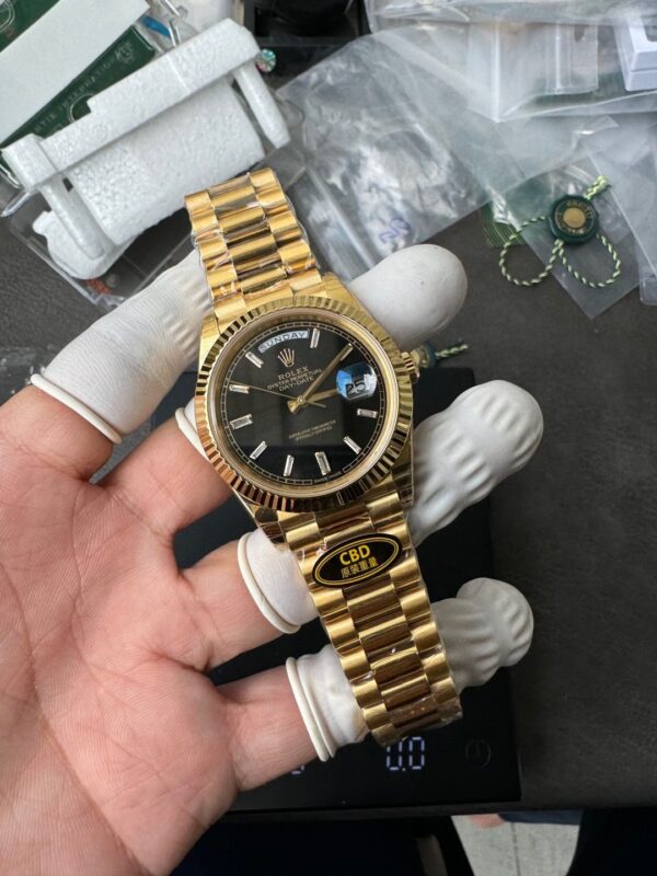 Rolex Yellow Gold Day-Date 40mm Caliber 3255 Pair of Original Weights - Image 12