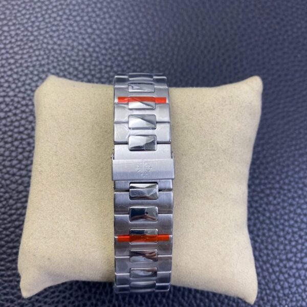 Patek Philippe Nautilus 5712 - Image 3