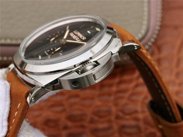 Panerai Luminor PAM 00423-1:1 Superclone - Image 4