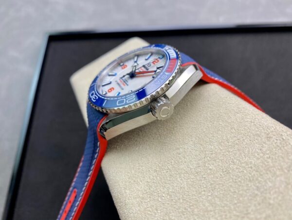 Omega Seamaster Diver 300M America's Cup Edition - Image 4