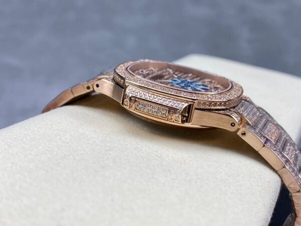 Patek Philippe Aquanaut 7118/1450R-0011 - Image 6