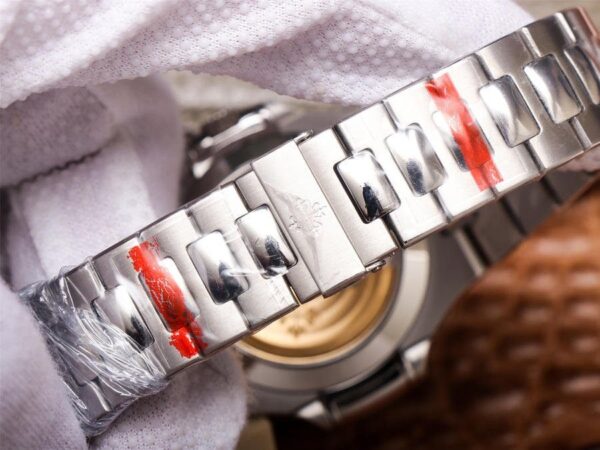Patek Philippe Nautilus 5726A- 1:1 Superclone - Image 8
