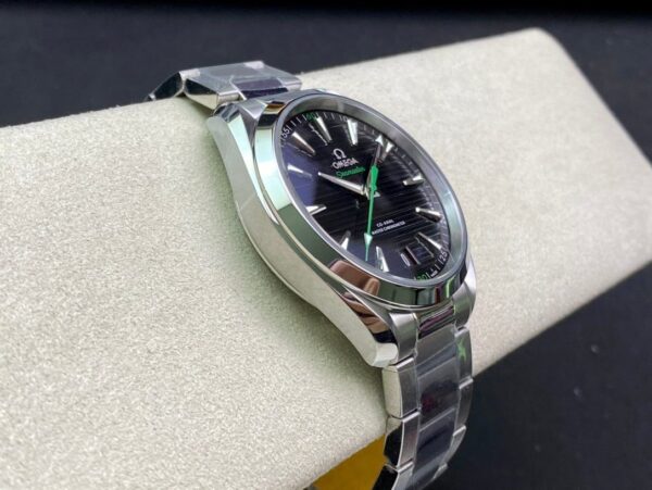 1:1 Superclone-Omega Seamaster Aqua Terra 150M Co-Axial Master Chronometer(绿条纹海马) - Image 6