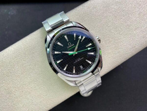 1:1 Superclone-Omega Seamaster Aqua Terra 150M Co-Axial Master Chronometer(绿条纹海马) - Image 5