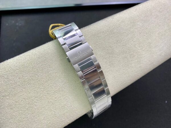 1:1 Superclone-Omega Seamaster Aqua Terra 150M Co-Axial Master Chronometer(绿条纹海马) - Image 9