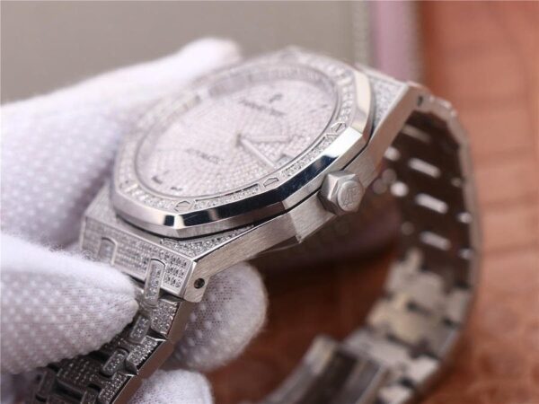 Audemars Piguet Royal Oak 15452 1:1 Superclone(full diamonds AP) - Image 4