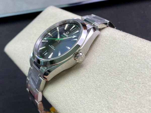 1:1 Superclone-Omega Seamaster Aqua Terra 150M Co-Axial Master Chronometer(绿条纹海马) - Image 7