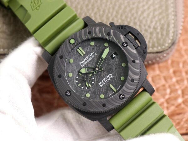 Panerai Carbotech Marina Militare Submersible.PAM961-1:1 Superclone - Image 3