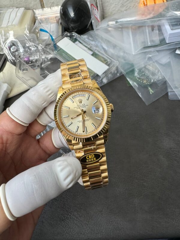 Rolex Yellow Gold Day-Date 40mm Caliber 3255 Pair of Original Weights - Image 3