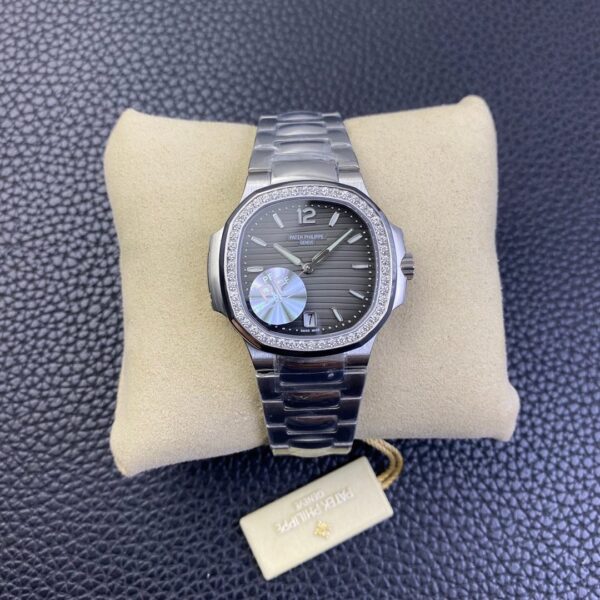 Patek Philippe 7018 Nautilus Women-s