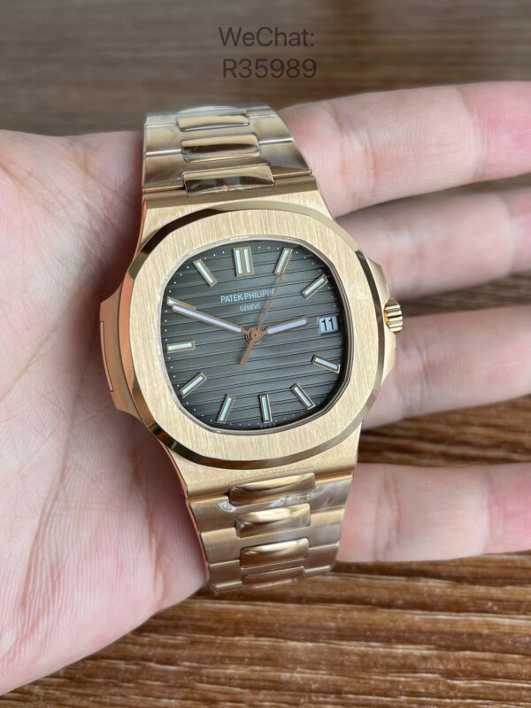 Patek Philippe 5711 Plated 18K Gold - Image 9