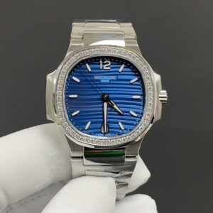 Patek Philippe 7118 Nautilus women-s
