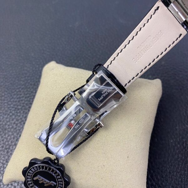 Patek Philippe 5711 Belt model - Image 5