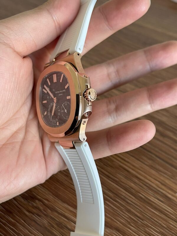 Patek Philippe Nautilus 5712 - Image 5