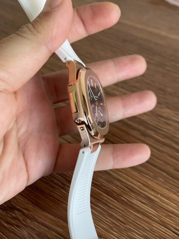 Patek Philippe Nautilus 5712 - Image 7