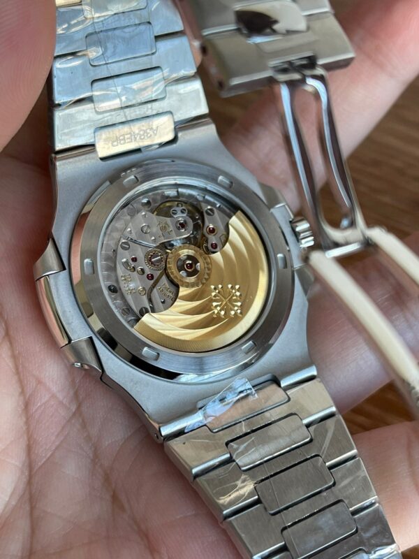 Patek Philippe 5711 Nautilus 40th anniversary Blue - Image 6