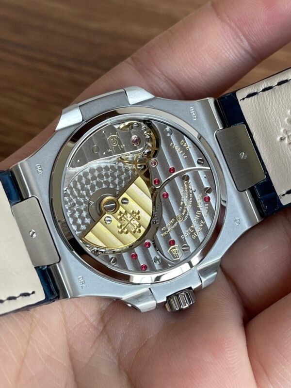 Patek Philippe Nautilus 5712 moissanite - Image 3