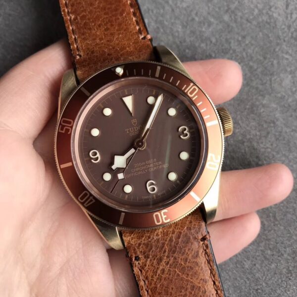 Tudor - Image 8