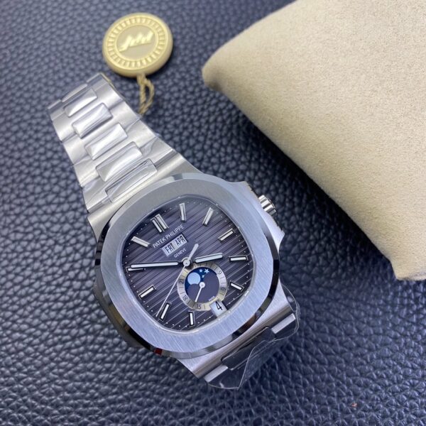 Patek Philippe Nautilus 5726A - Image 4
