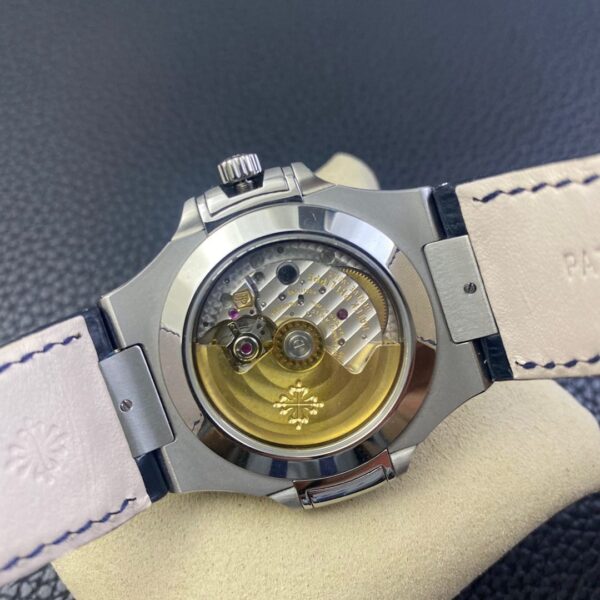 Patek Philippe Nautilus 5726A - Image 5