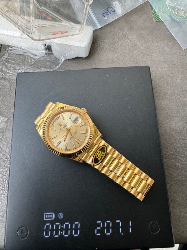 Rolex Yellow Gold Day-Date 40mm Caliber 3255 Pair of Original Weights - Image 2