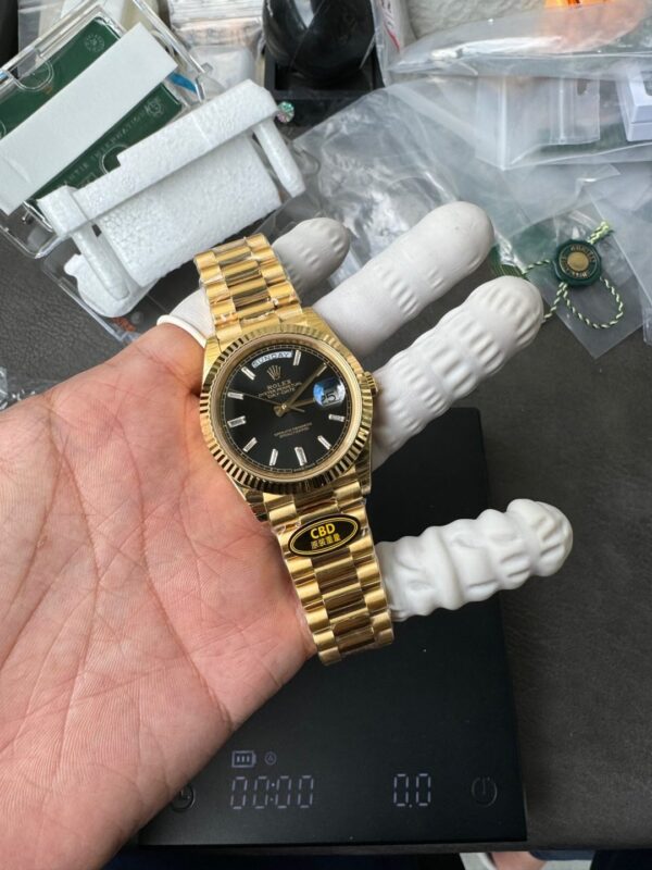 Rolex Yellow Gold Day-Date 40mm Caliber 3255 Pair of Original Weights - Image 3