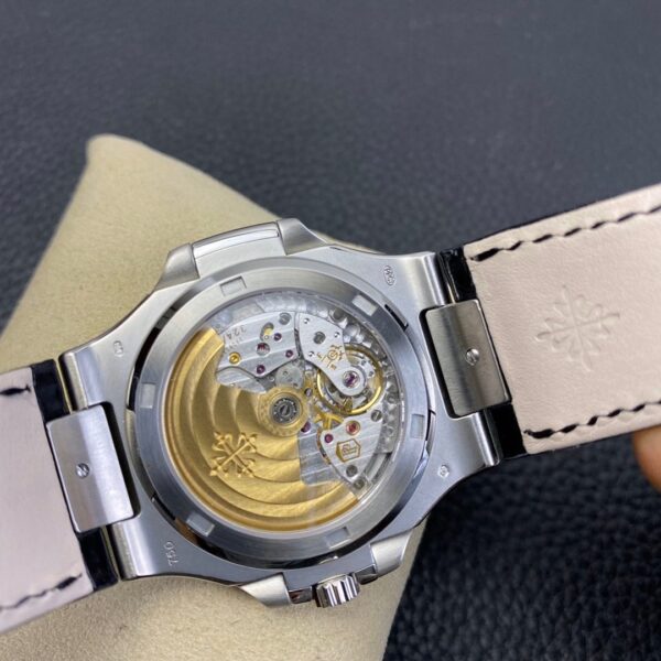 Patek Philippe 5711 Belt model - Image 3