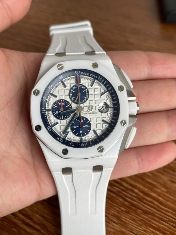 Audemars Piguet Royal Oak Offshore 26400 Wrist