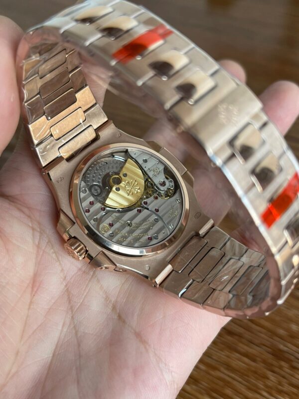 Patek Philippe 5712 Nautilus - Image 4