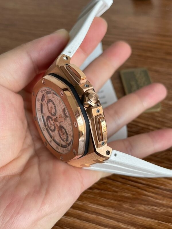 Audemars Piguet AP26400 Royal Oak 44mm Diameter - Image 3