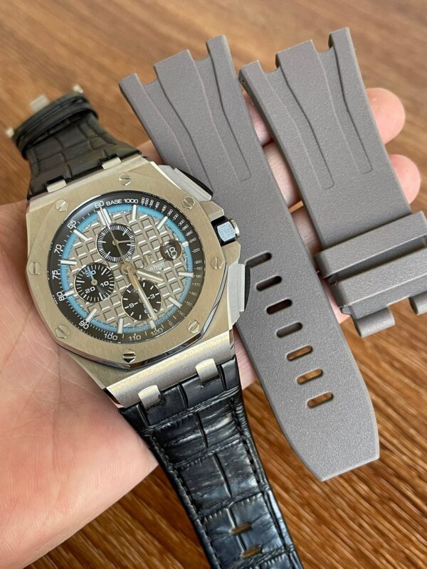Audemars Piguet AP26400 Royal Oak 44mm Diameter - Image 9