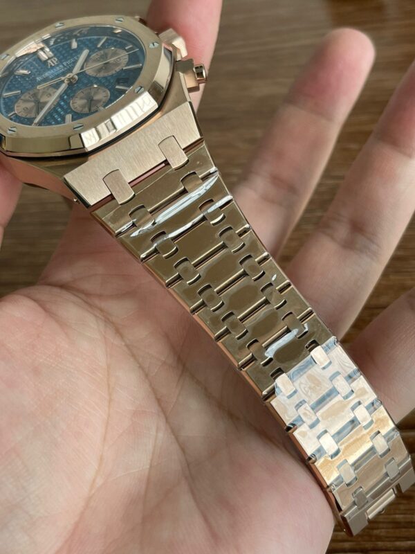 Audemars Piguet Royal Oak 26331OR Chronograph with Genuine (Small Seconds in 6) - Image 3